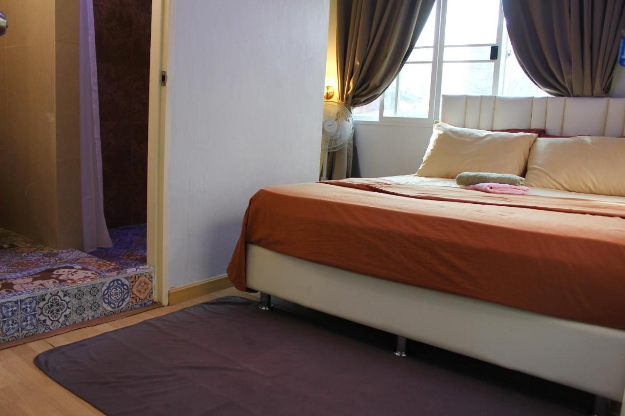 C U Again Hotell Bangkok Exteriör bild