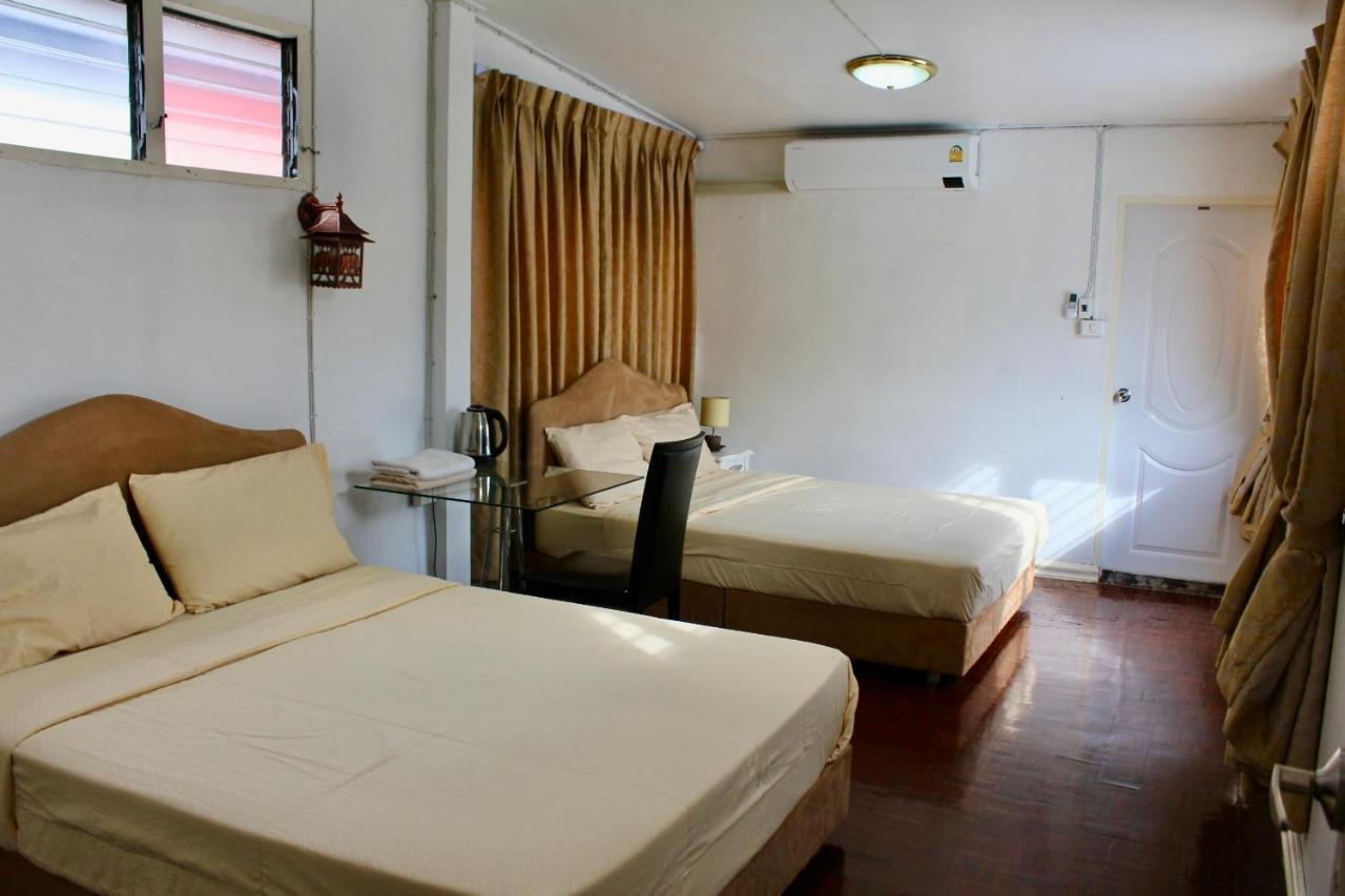 C U Again Hotell Bangkok Exteriör bild